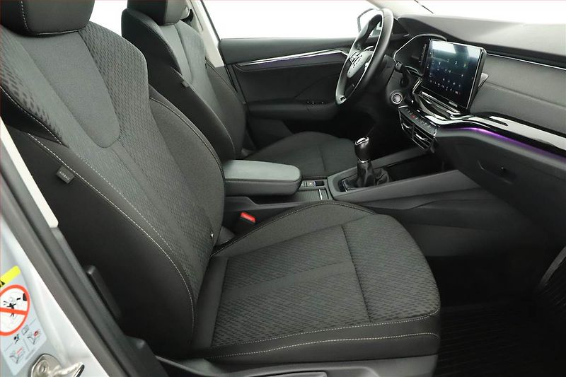 Škoda Octavia (2022) Style 1.5 TSI, ČR,1.maj - fotka 7 z 20