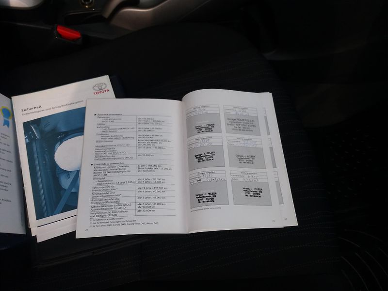 Toyota Auris 1.4VVTi,71kW,DIG.KLIMA,TAŽNY!! - fotka 24 z 27