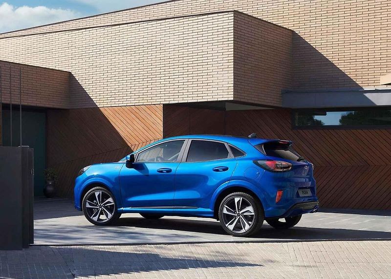 Ford Puma už není kupé, ale malý crossover.