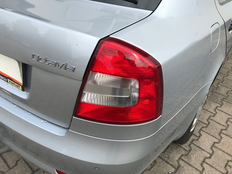 Škoda Octavia (2011) CLASSIC  1,2 TSI - fotka 15 z 21