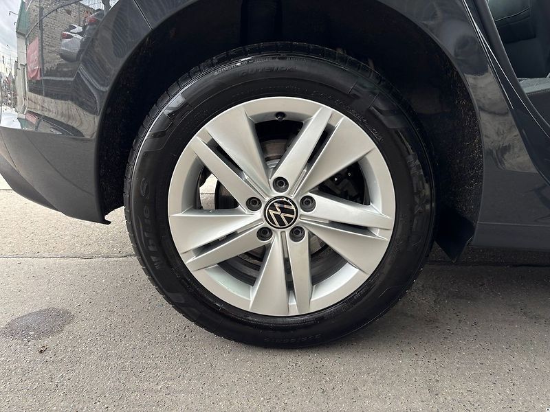 Volkswagen Golf 1.5TSi/2023/1M.LIFE.DPH.ACC-ZÁ - fotka 13 z 52