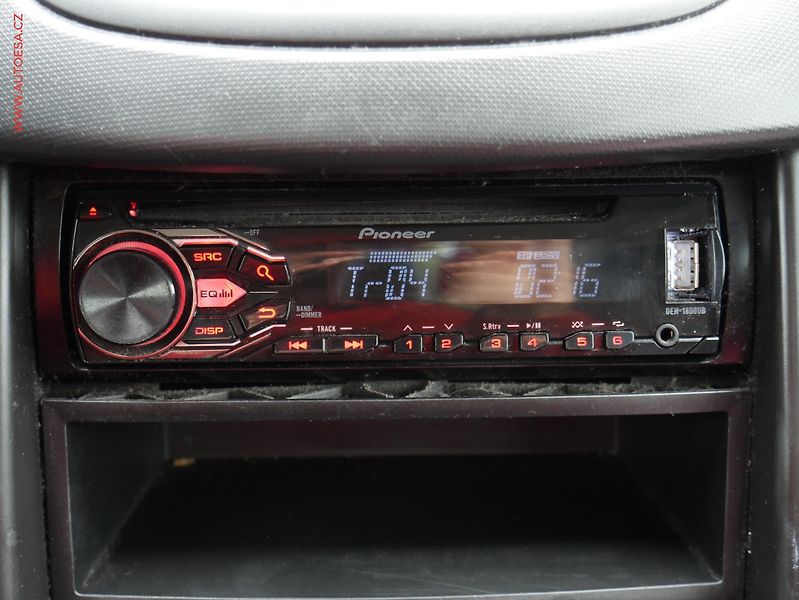 Peugeot 207 (2007) 1.4i, ČR - fotka 12 z 15
