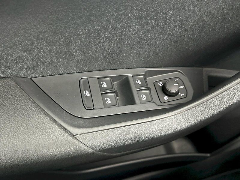 Škoda Karoq (2024) 2.0TDI 85kW Selection - fotka 22 z 27