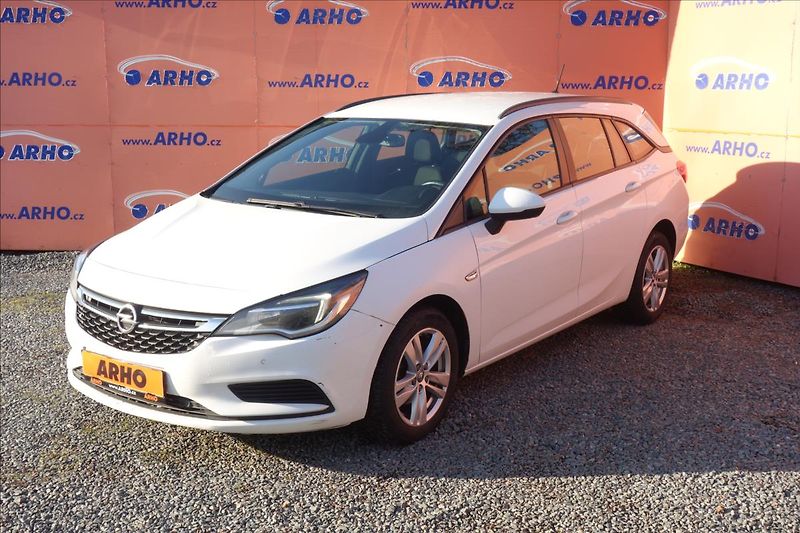 Opel Astra 1,6 CDTi 81KW, ČR, 1 MAJITEL. - fotka 3 z 33