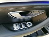 Mercedes-Benz Třídy E (2019) 200D AMG - náhled 25