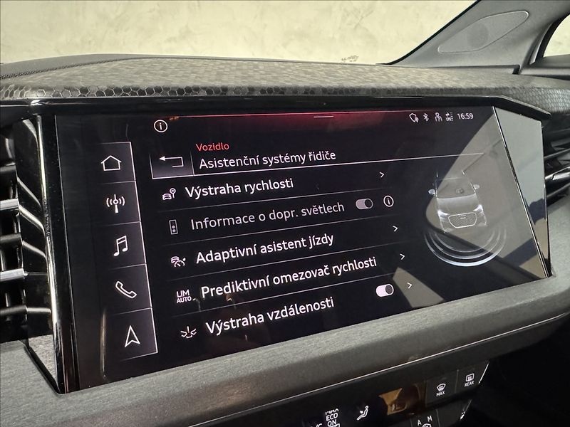 Audi Q4 e-tron 40 150kW LED Matrix - fotka 27 z 49