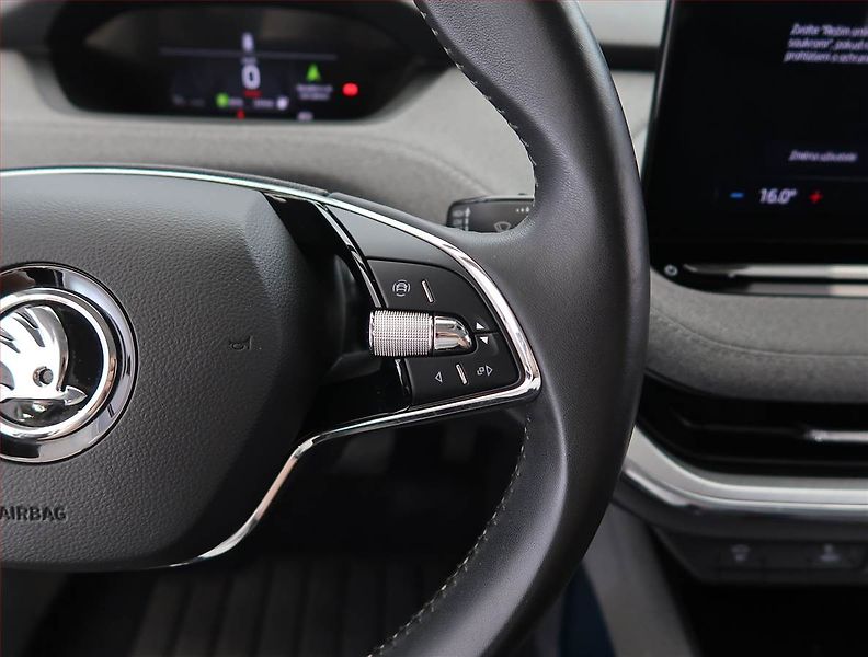 Škoda Enyaq (2023) 60 (62 kWh), SoH 92% - fotka 22 z 28