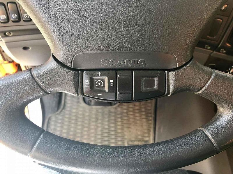 Popelářský vůz Scania G320.