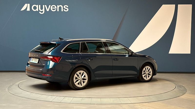 Škoda Octavia 2.0 TDI 110kW DSG Style Combi - fotka 2 z 14