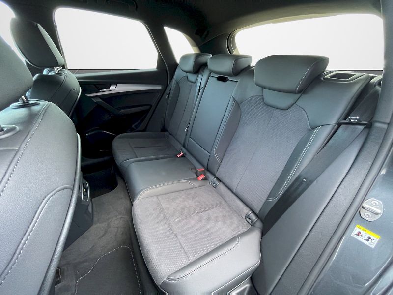 Audi Q5 (2025) S-Line 40 TDI 150 kW Quattro S - fotka 25 z 35