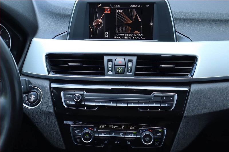 BMW X1 (2016) xDrive20d, 4X4, Automat - fotka 12 z 26