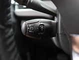 Peugeot 2008 (2017) 1.2 PureTech, Automat, ČR - náhled 21