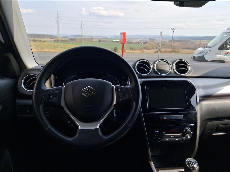 Suzuki Vitara 1,4 ELEGANCE Alllgrip MHEV - fotka 5 z 18