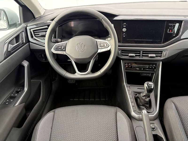 Volkswagen Polo (2025) People 5G 1,0TSi - fotka 6 z 8