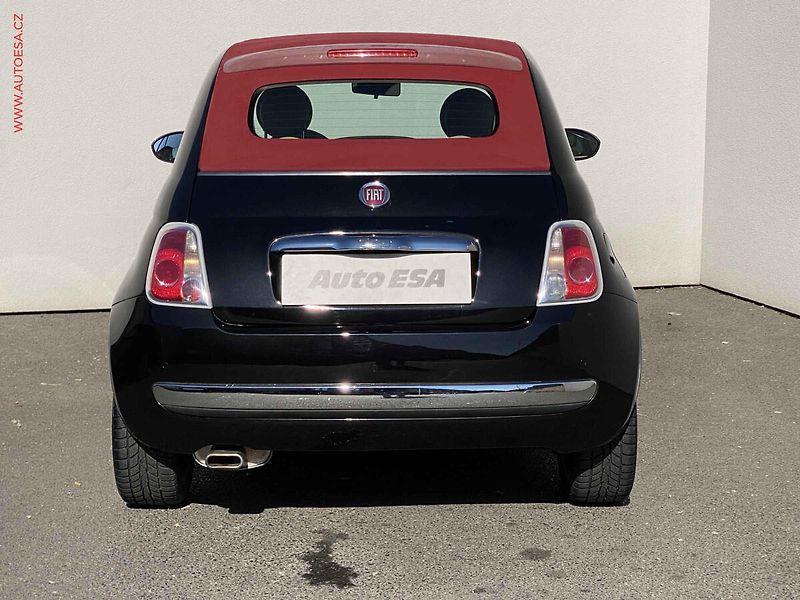 Fiat 500 (2015) 1.2i Cabrio, AT, AC, park - fotka 5 z 15