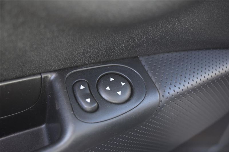 Fiat 500 0,9 i 63KW PO STK ALU KLIMA - fotka 27 z 43