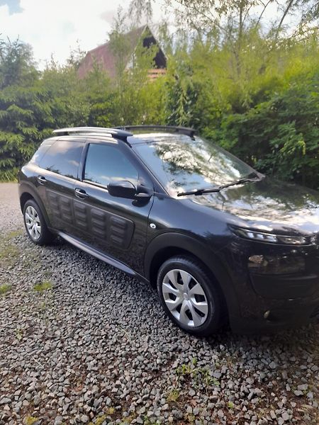 Citroën C4 Cactus (2015) - fotka 4 z 15