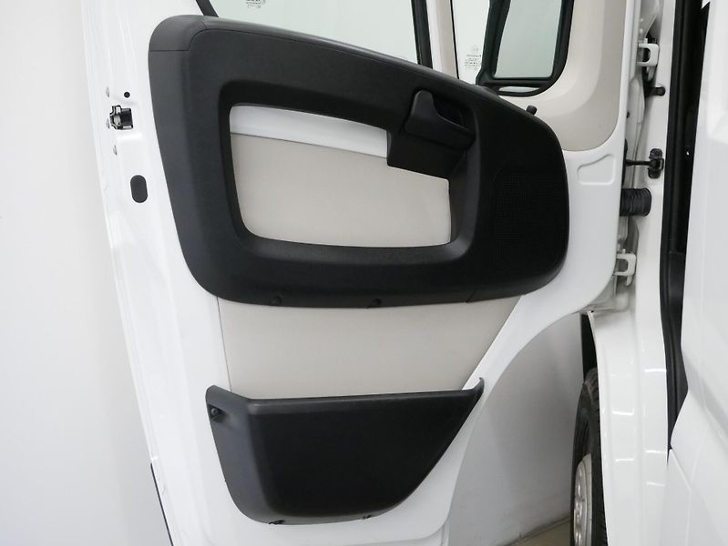 Peugeot Boxer - fotka 12 z 22