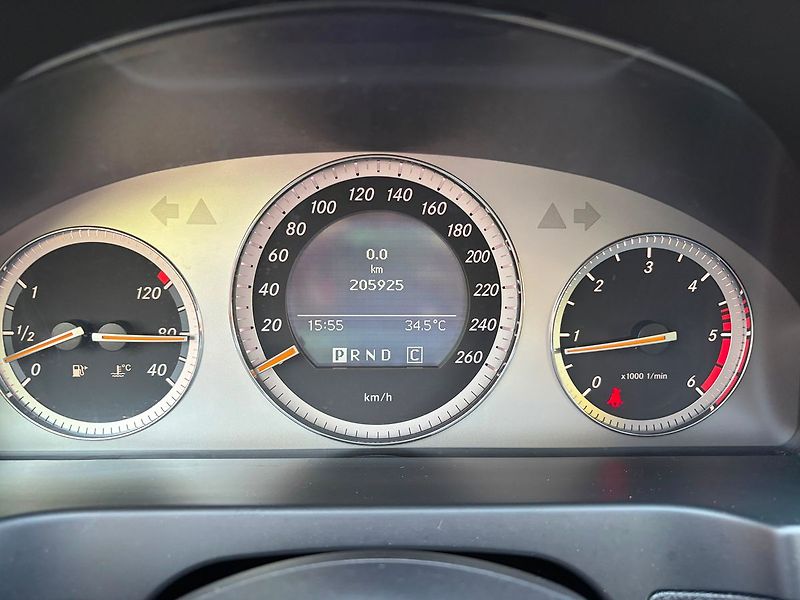 Mercedes-Benz Třídy C 220 CDi Aut. Elegance, ČR, Com - fotka 15 z 22