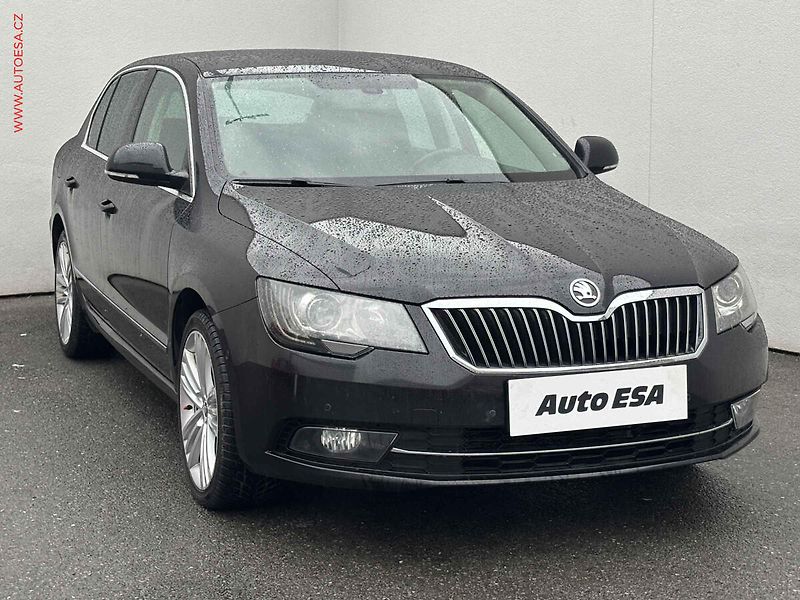 Škoda Superb (2014) 2.0 TDi, ČR, Elegance - fotografie inzerátu