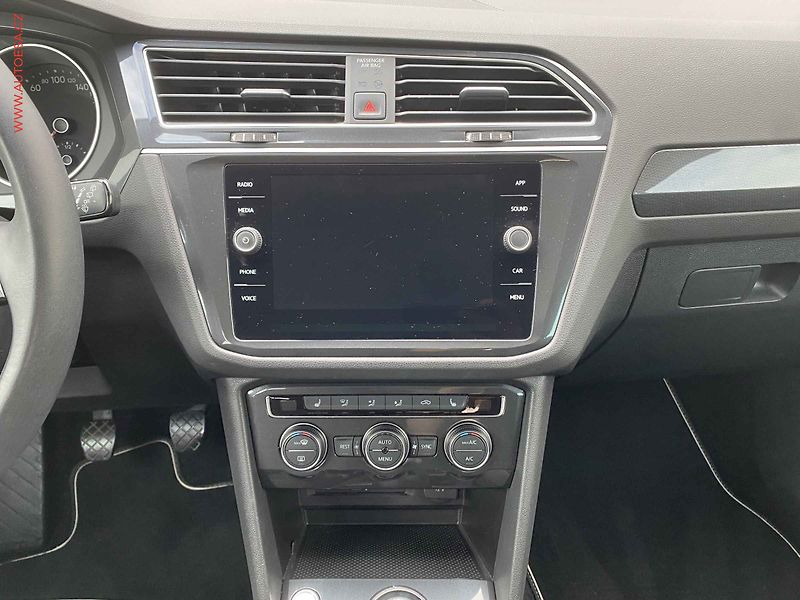 Volkswagen Tiguan (2019) 1.5 TSi, 1.maj,ČR, R-Line - fotka 12 z 18