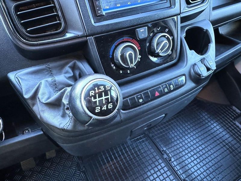 Fiat Ducato (2023) Maxi 35 2,2 MTJ 140k L4H2 Van - fotka 13 z 15