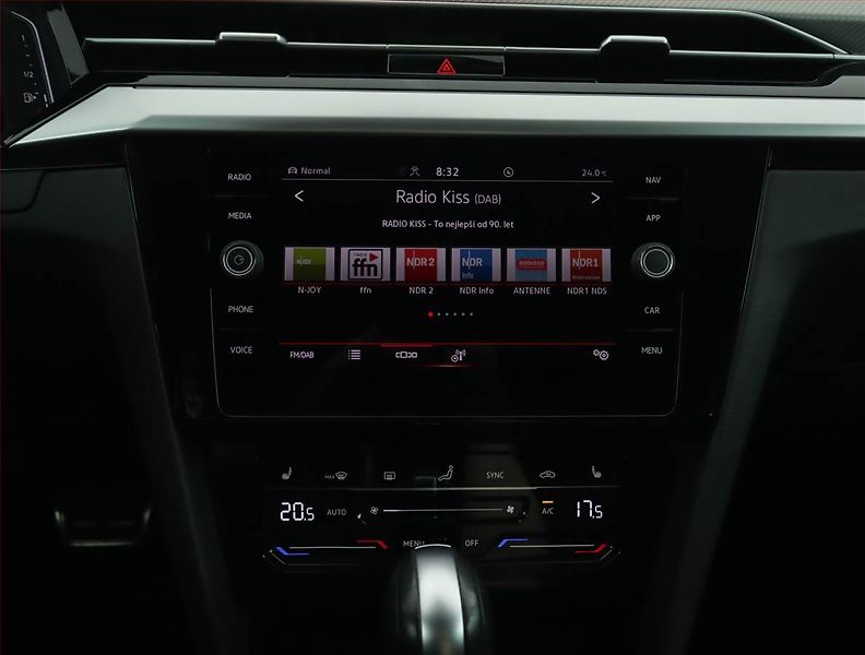 Volkswagen Arteon (2023) 2.0 TDI - fotka 12 z 18