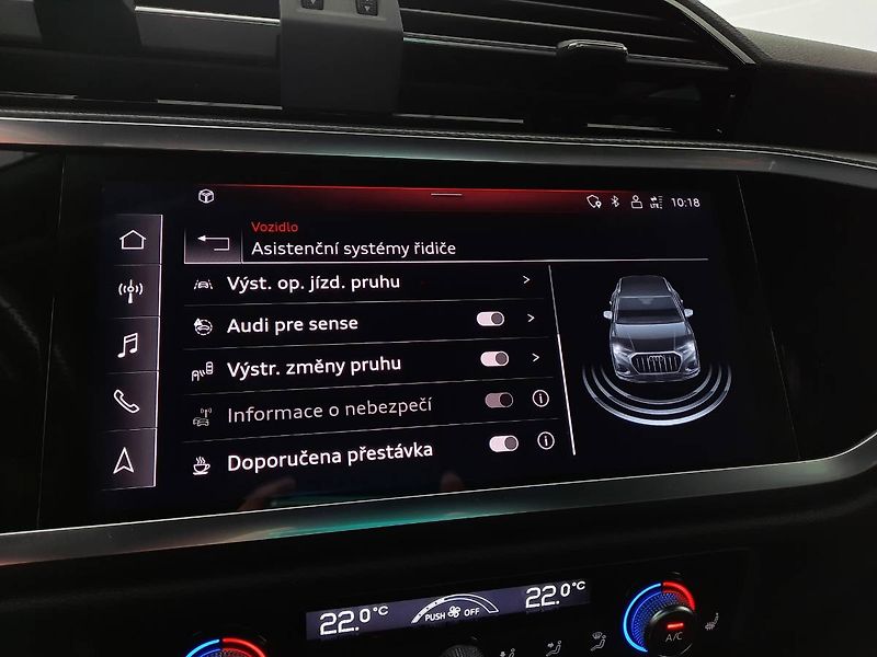 Audi Q3 (2022) 40 TDI quattro (147kW/200k) S - fotka 16 z 23
