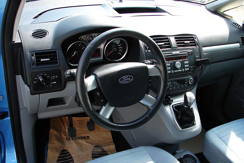 Ford C-MAX 1.6i 115PS KLIMA STK-ZADÁN! - fotka 17 z 34