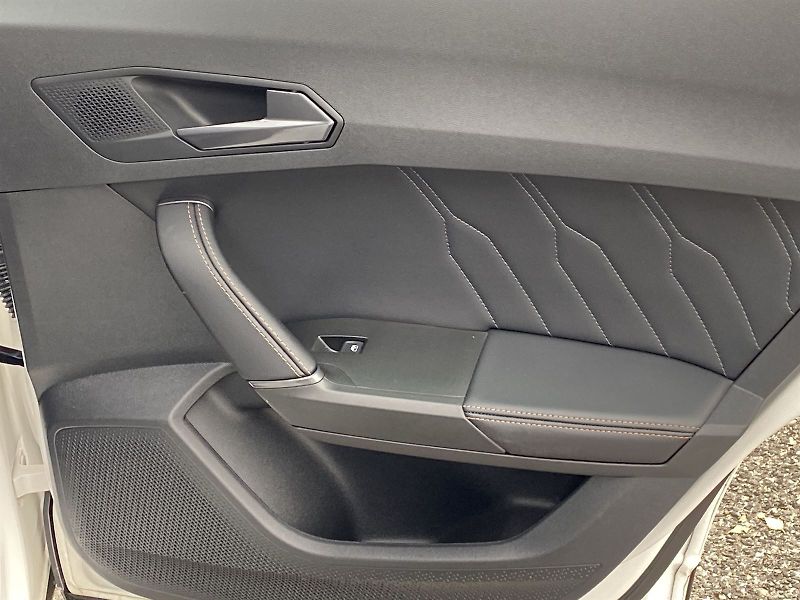 Cupra Formentor (2024) 2.0 TSI DSG 4Drive - fotka 41 z 46