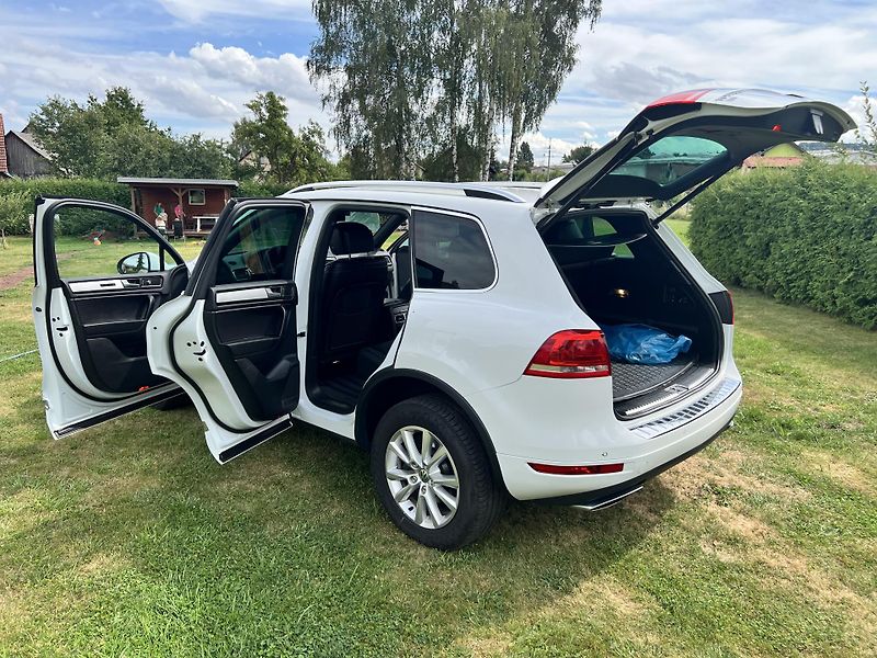 Volkswagen Touareg 3.0TDI 180KW,TZ,KůŽE,ROZVODY!! - fotka 27 z 52