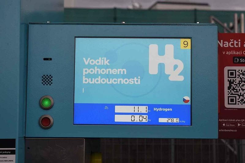 Oba vozy jsme prověřili na stejné trase severozápadně od hlavního města