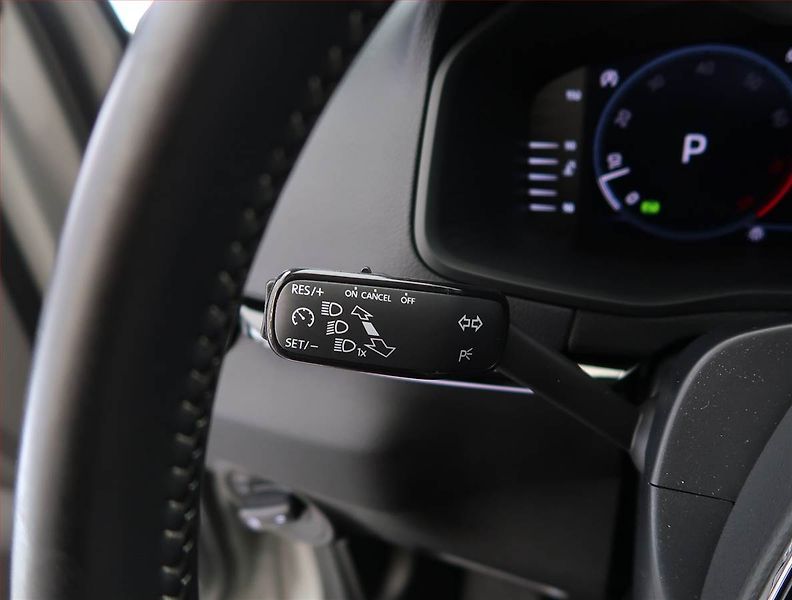 Škoda Karoq (2022) Sportline 1.5 TSI - fotka 25 z 27