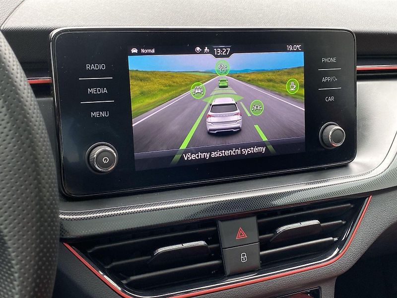 Škoda Kamiq (2022) 1.0 TSI Monte Carlo - fotka 18 z 36