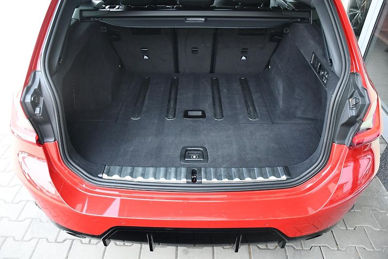 BMW Řada 3 320d xDrive MSPORT ČR 3LZÁRUKA - fotka 42 z 46
