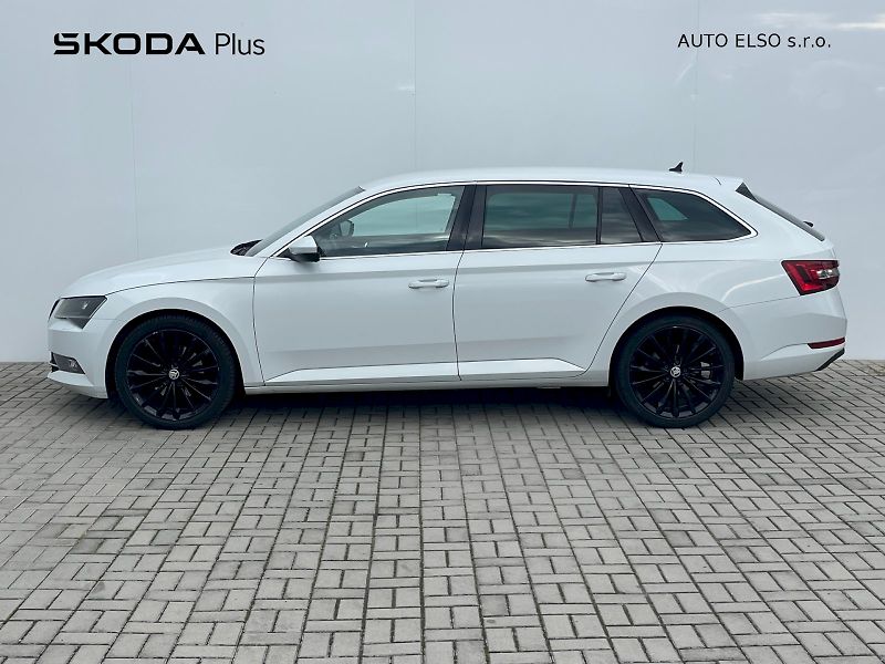 Škoda Superb (2017) Combi 2.0 TDI / 110 kW DSG Sty - fotka 3 z 30