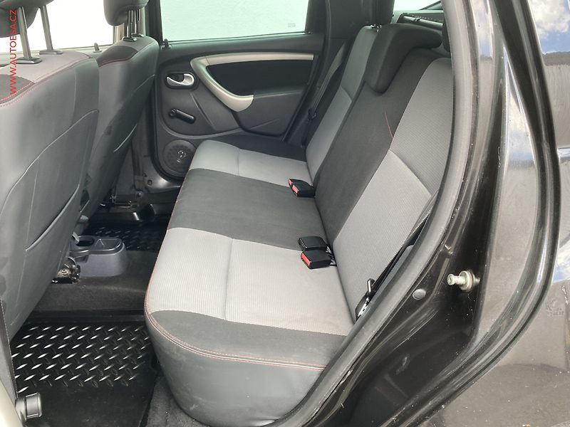 Dacia Duster (2013) 1.6 i, ČR, AC - fotka 10 z 13