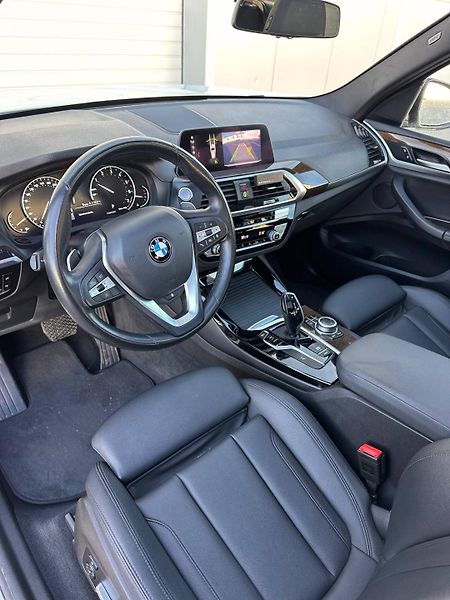 BMW X3 (2020) G01 SDRIVE 30i 2.0 TURBO 2020 - fotka 9 z 39