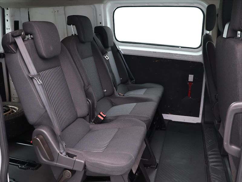 Ford Transit Custom 2,0 TDCi 96kW 6-Míst CZ DPH - fotka 13 z 28