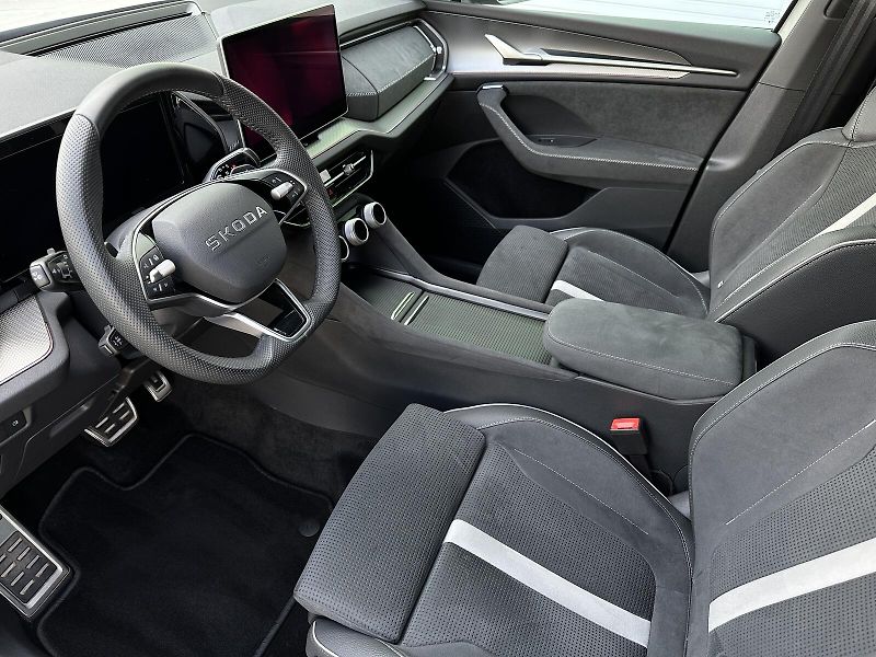Škoda Kodiaq 2.0TDi 4x4 DSG Sportline 193PS - fotka 15 z 51