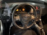 Toyota Auris (2009) 1.6 i, ČR - náhled 12
