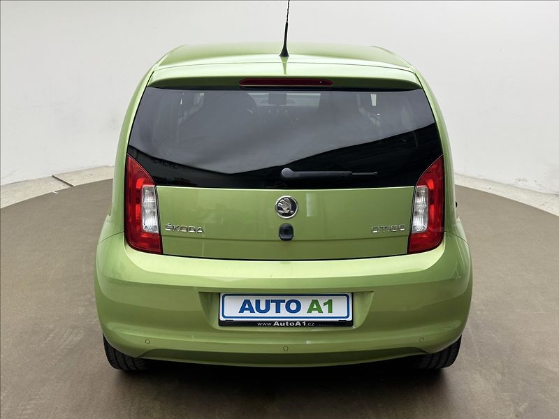 Škoda Citigo 1,0 AUTOMAT NAV SENZORY VÝHŘEV - fotka 5 z 30