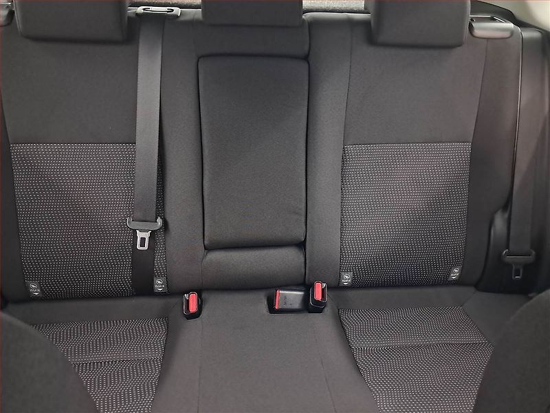 Toyota Auris (2013) Hybrid, Automat, Serv.kniha - fotka 10 z 21