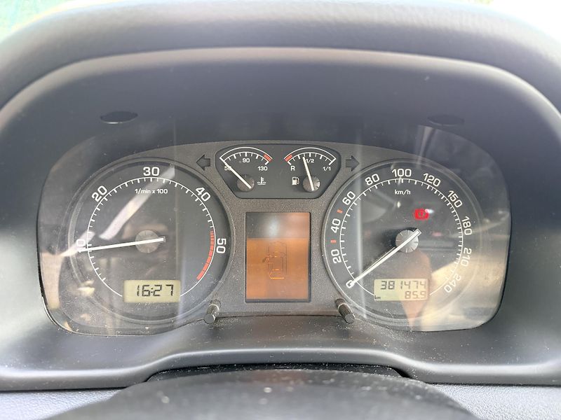 Škoda Octavia 1.9TDI 66KW  - fotka 8 z 19