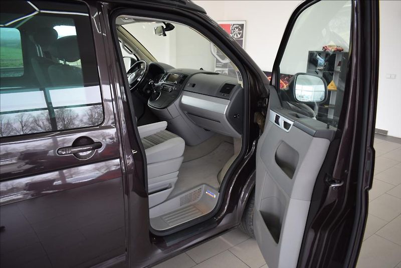 Volkswagen California 2,0 TDI, NAVI,serviska, - fotka 22 z 44