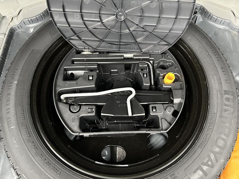 Opel Grandland 1.2 TURBO Edition - fotka 33 z 33