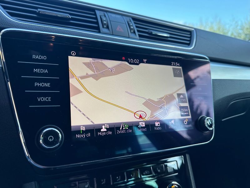 Škoda Superb (2019) 2.0TDi SERVISOVÁNO VE - fotka 13 z 18
