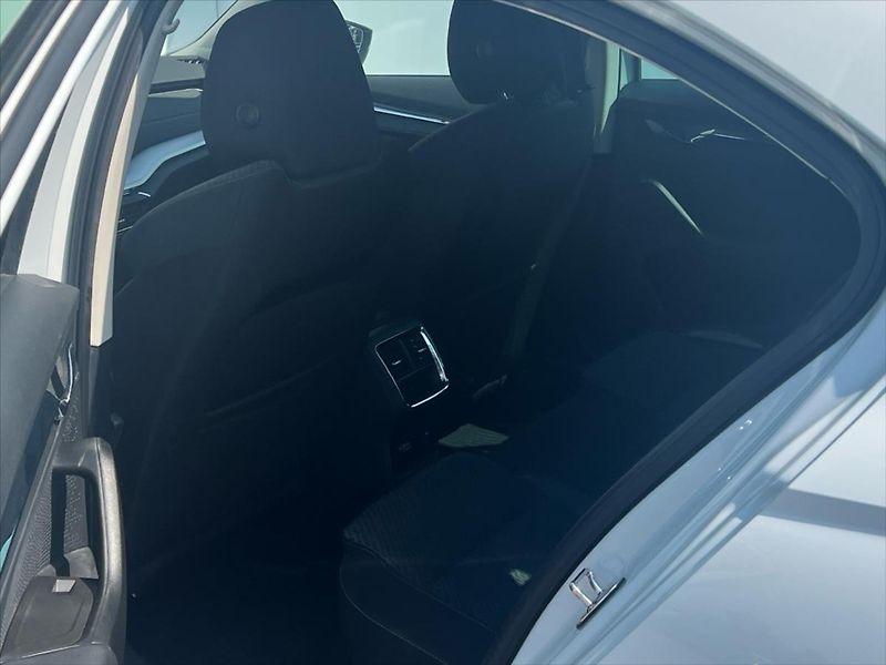 Škoda Octavia 2,0 TDi 110 kW STYLE  IV. - fotka 13 z 29