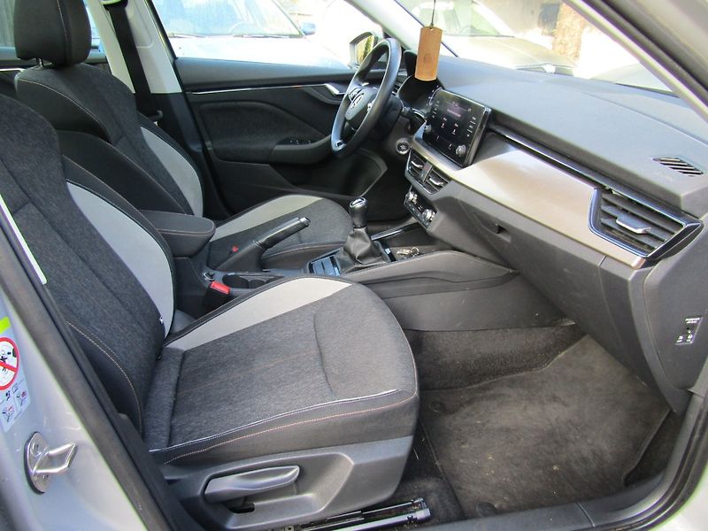 Škoda Kamiq (2021) 1.0 TSI 66kW - fotka 26 z 35