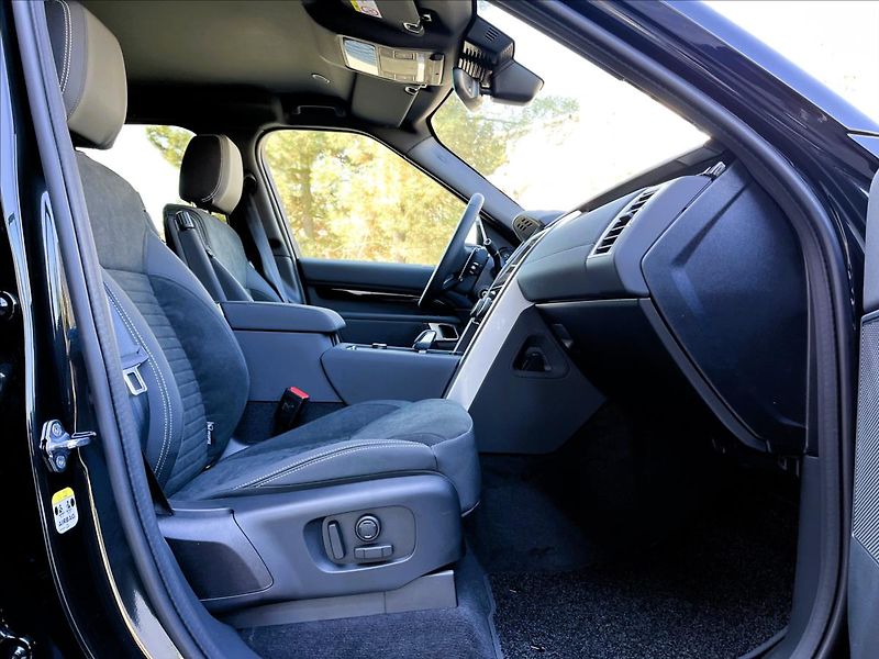 Land Rover Discovery (2026) 3,0 D250 S AWD - fotka 34 z 35